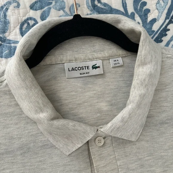 Lacoste Men's Light Gray Polo Shirt with Navy Accents - Picture 4 of 11